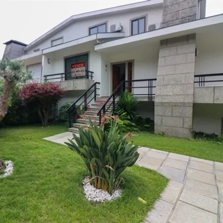 Buy this 5 bed duplex on unnamed road in 4810-257 Guimarães, Portugal