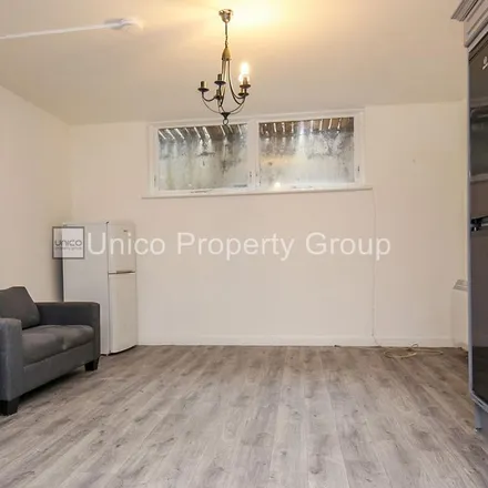 Image 2 - 26 Blondin Street, Old Ford, London, E3 2TR, United Kingdom - Townhouse for rent