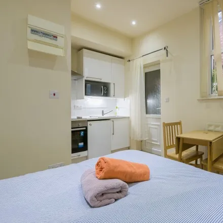 Rent this studio apartment on Willesden Green Surgery in Anson Road, London