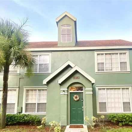Buy this 2 bed loft on 10588 Windsor Lake Court in Hillsborough County, FL 33626