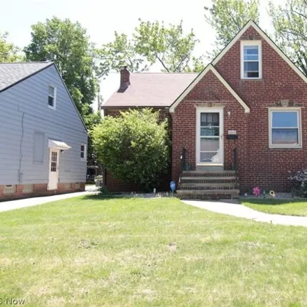 Buy this 3 bed house on 6613 Orchard Avenue in Parma, OH 44129