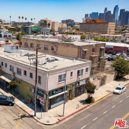 Buy this studio house on 1059 South Park View Street in Los Angeles, CA 90006