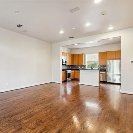 Image 2 - 3811 Holland Avenue, Dallas, TX 75219, USA - House for rent