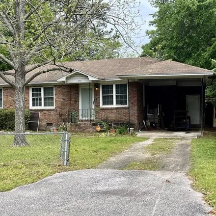 Buy this 3 bed house on 1218 Fort Johnson Road in Three Trees, Charleston