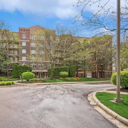 Buy this 2 bed condo on 5125 Madison Street in Skokie, IL 60077