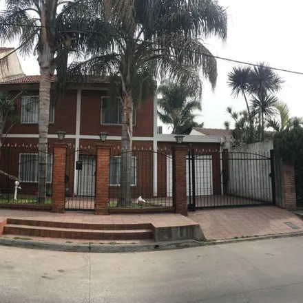 Buy this 3 bed house on Avenida Triunvirato 4069 in Villa Ortúzar, C1431 FBB Buenos Aires