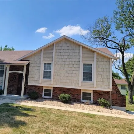 Buy this 3 bed house on 1498 Northeast 53rd Street in Kansas City, MO 64118