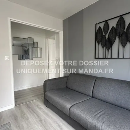 Rent this 2 bed apartment on Belvédère in Chemin de la Justice, 92290 Châtenay-Malabry