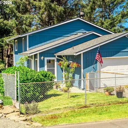 Buy this 3 bed house on 437 Southeast Inlet Avenue in Lincoln City, OR 97367
