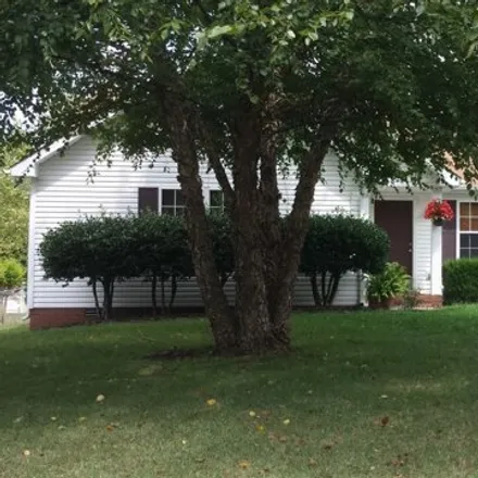 Rent this 3 bed house on 1789 Needmore Road in Clarksville, TN 37042