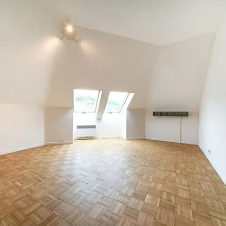Rent this 1 bed apartment on Rue Grande Tour 14 in 4000 Liège, Belgium