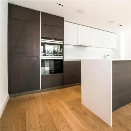 Buy this 3 bed apartment on 11b Somerset Road in London, TW8 8BU