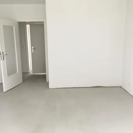 Rent this 3 bed apartment on Severingstraße 22 in 41063 Mönchengladbach, Germany
