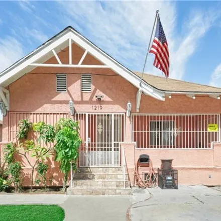 Image 1 - 1219 East 56th Street, Los Angeles, CA 90011, USA - House for sale