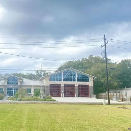 Image 6 - Geismar Fire Department, Old Jefferson Highway, Dutchtown, Ascension Parish, LA 70769, USA - House for sale