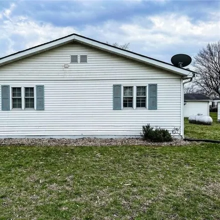 Image 8 - North 1st Street, Herrick, Shelby County, IL 62431, USA - House for sale