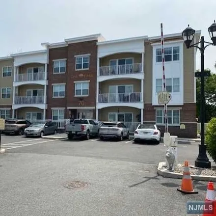 Image 2 - 98 Oak Street, Rochelle Park, Bergen County, NJ 07662, USA - Apartment for rent