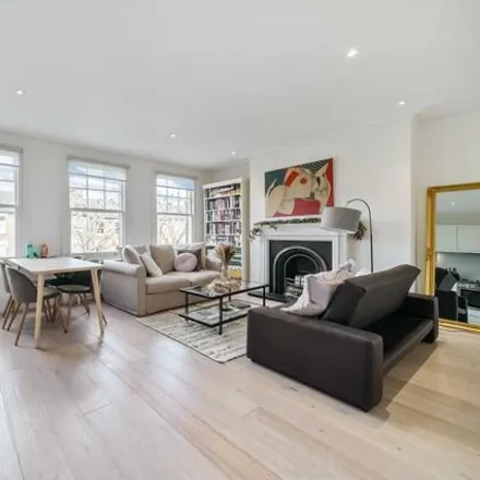 Buy this 1 bed townhouse on 120 Shirland Road in London, W9 2EU