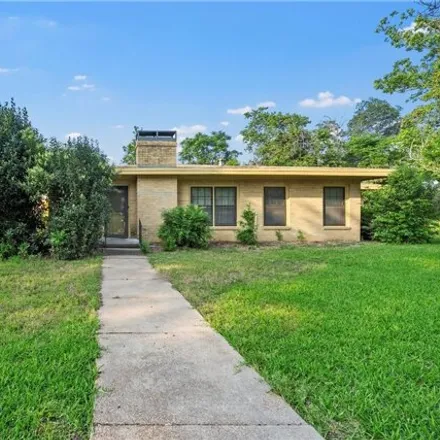 Buy this 3 bed house on 3073 Lyle Avenue in Waco, TX 76708
