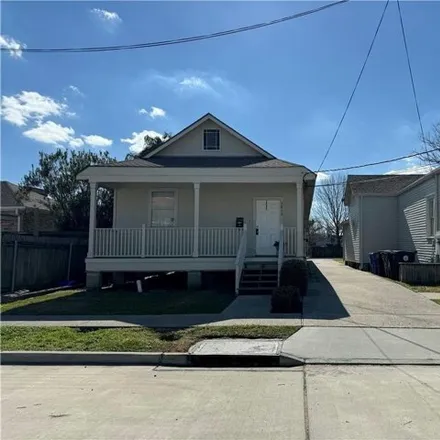 Image 2 - 7818 Cohn Street, New Orleans, LA 70118, USA - House for rent