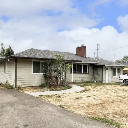 Buy this 3 bed house on 12242 Southeast Raymond Street in Portland, OR 97236