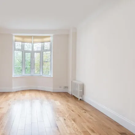 Rent this 1 bed room on Grove End Gardens in 33 Grove End Road, London