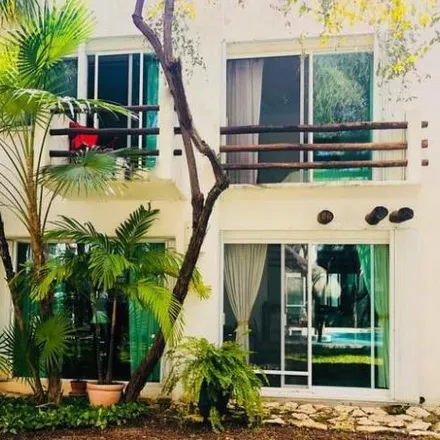 Buy this 3 bed house on Avenida A. Enríquez Savignac in 77059 Cancún, ROO