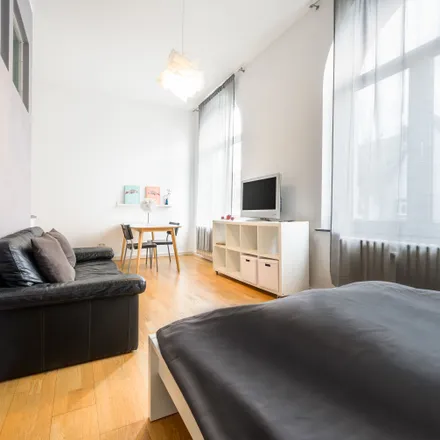 Rent this 1 bed apartment on Düsseldorfer Straße 105 in 40545 Dusseldorf, Germany