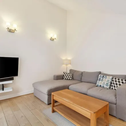 Image 3 - 26 Craven Hill Gardens, London, W2 3BH, United Kingdom - Apartment for rent