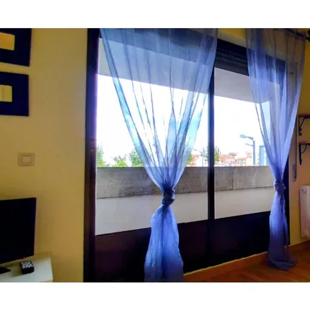 Rent this studio apartment on Paseo Bajada del Río in 30, 37900 Santa Marta de Tormes