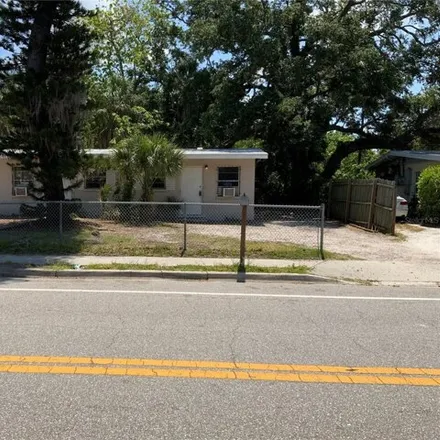 Buy this 2 bed house on 2946 North Orange Avenue in Sarasota, FL 34234