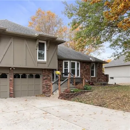 Buy this 3 bed house on 12920 Cherry Street in Kansas City, MO 64145
