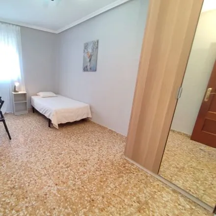 Rent this 2 bed room on Calle de Monte San Marcial in 28053 Madrid, Spain