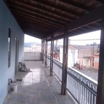 Buy this 4 bed house on unnamed road in Vila Maria Nazaré, Santana de Parnaíba - SP