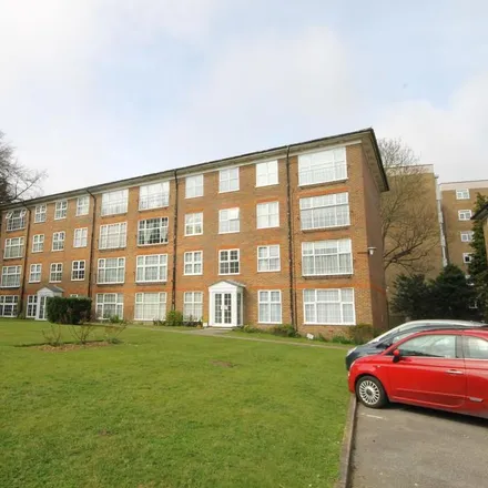 Rent this 2 bed apartment on Regency Court in Brighton, BN1 6YG