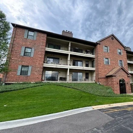 Buy this 2 bed condo on 699 East Dundee Road in Arlington Heights, IL 60004