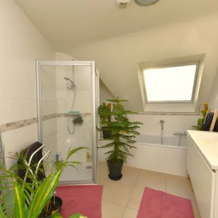 Rent this 2 bed apartment on Spanjaardshoek in 9991 Maldegem, Belgium