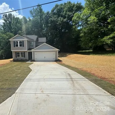 Buy this 4 bed house on 840 Carver St in Shelby, North Carolina