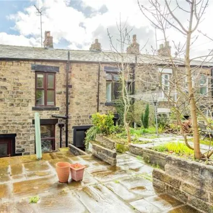 Image 3 - Round Hey, Mossley, OL5 0AW, United Kingdom - Townhouse for sale