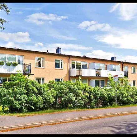 Rent this 2 bed apartment on Västergårdsgatan in 590 49 Vikingstad, Sweden