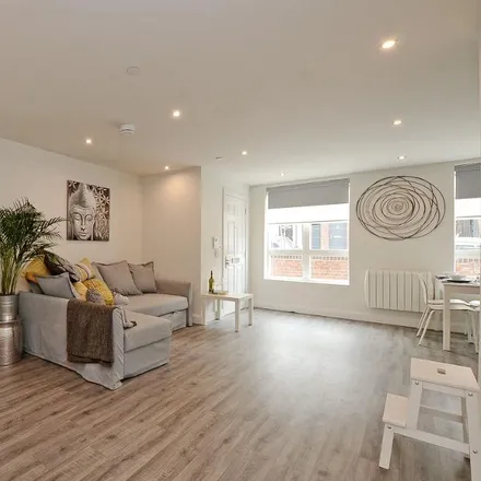 Image 3 - IberiCo, 4 Dyson Place, Sheffield, S11 8XX, United Kingdom - Apartment for rent