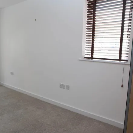 Image 5 - Earl's Court Road, Cardiff, CF23 9DD, United Kingdom - Apartment for rent