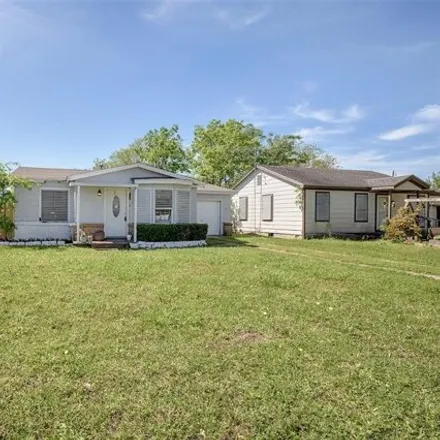 Image 2 - 1441 21st Street North, Heights, Texas City, TX 77590, USA - House for sale