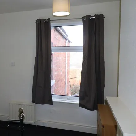 Image 4 - Abington Avenue, Northampton, NN1 4PA, United Kingdom - Room for rent