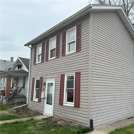 Buy this 4 bed house on 86 North River Street in Franklin, OH 45005