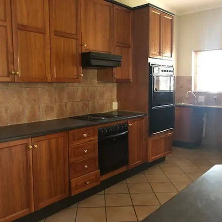 Rent this 3 bed townhouse on 611 Kwartsiet Avenue in Tshwane Ward 47, Pretoria