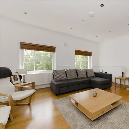 Rent this 2 bed house on Highbury House in 5 Highbury Crescent, London