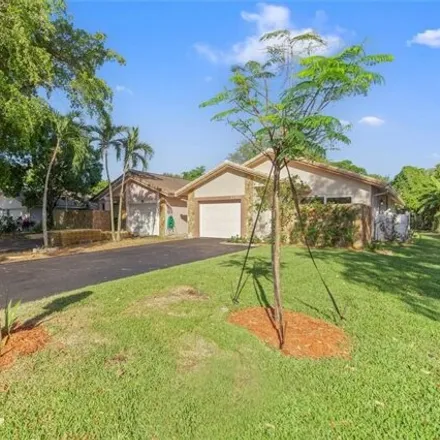 Image 3 - 1736 Northwest 93rd Terrace, Coral Springs, FL 33071, USA - House for sale