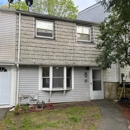 Buy this 3 bed condo on 148 Hill Crescent in Calverton, NY 11933