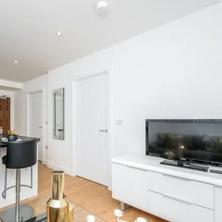 Image 1 - Canterbury House, Sydenham Road, London, CR0 2DU, United Kingdom - Room for rent